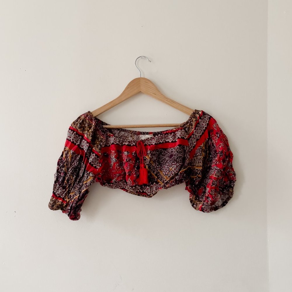 BAND OF GYPSIES OFF THE SHOULDER BALLOON SLEEVE CROP TOP